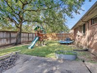 2902 Hollow Creek Drive, Houston, TX 77082