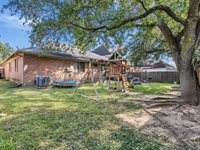 2902 Hollow Creek Drive, Houston, TX 77082