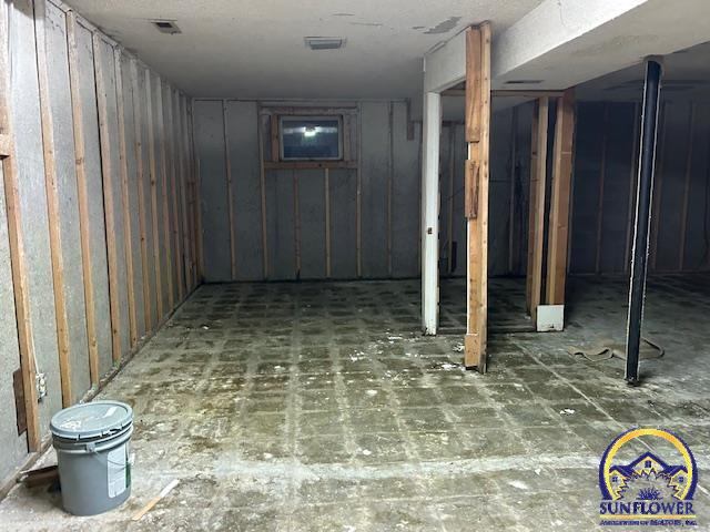 3513 SW Moundview DR, Topeka, KS 66614