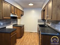 3513 SW Moundview DR, Topeka, KS 66614