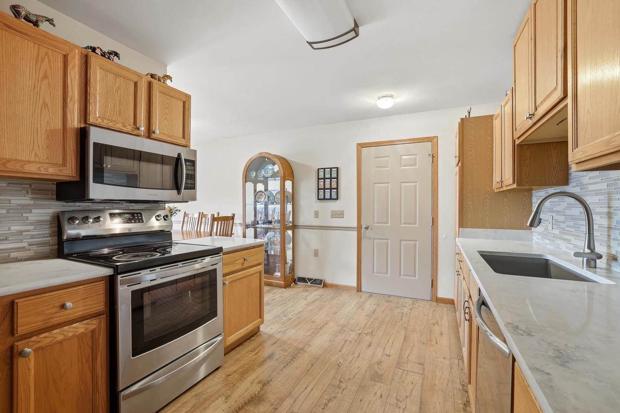 260 White Oak Avenue, Plover, WI 54467