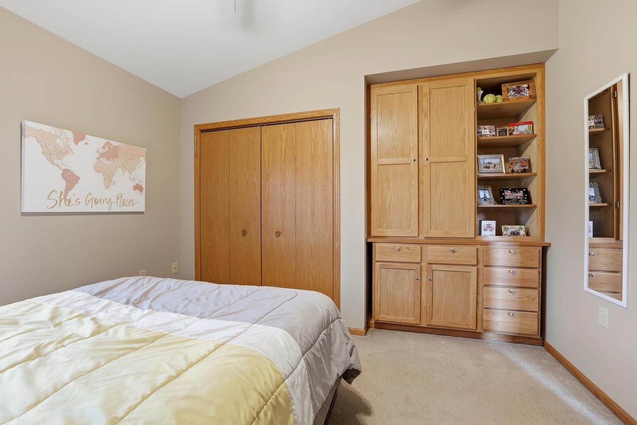 260 White Oak Avenue, Plover, WI 54467