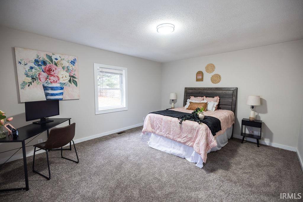 330 W McKeever Street, Andrews, IN 46702