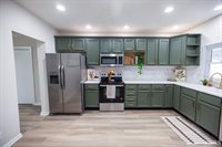 330 W McKeever Street, Andrews, IN 46702