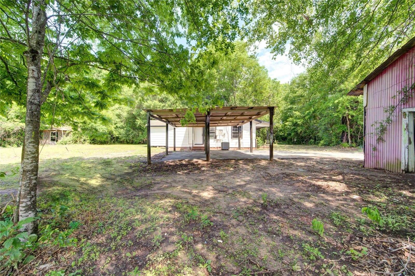 808 State Highway Loop 393, Goodrich, TX 77335