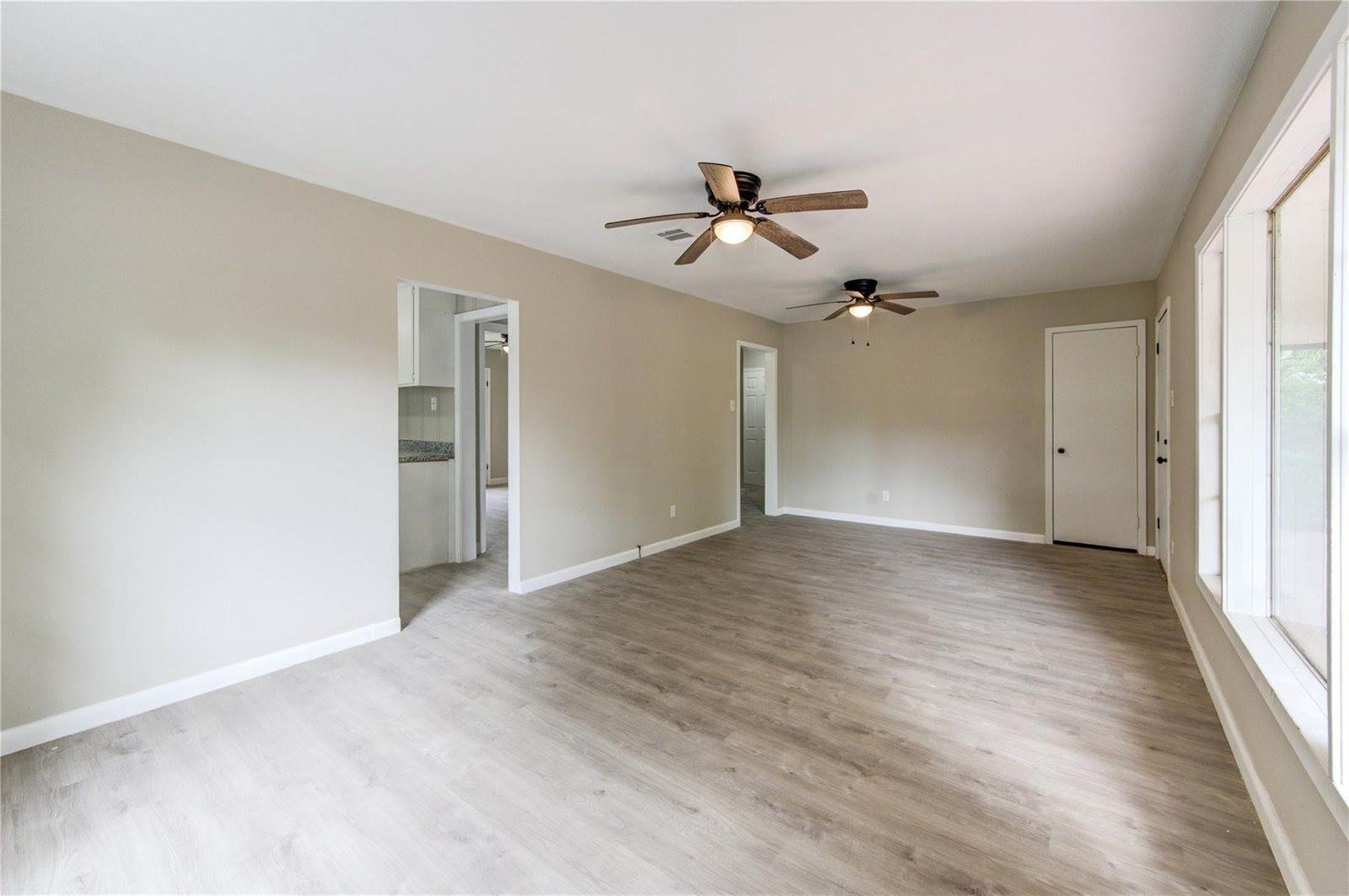 808 State Highway Loop 393, Goodrich, TX 77335