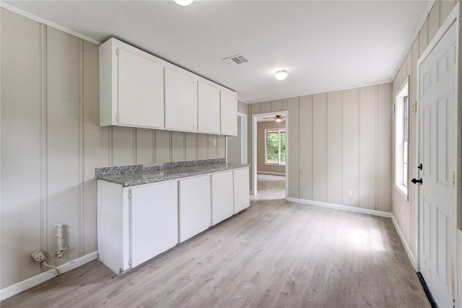 808 State Highway Loop 393, Goodrich, TX 77335