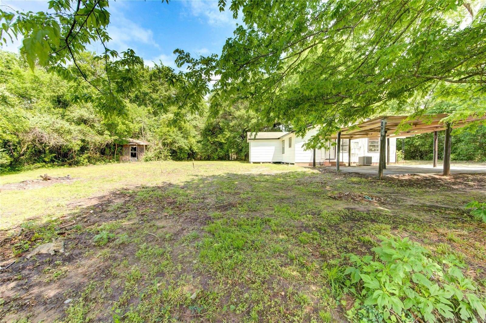 808 State Highway Loop 393, Goodrich, TX 77335