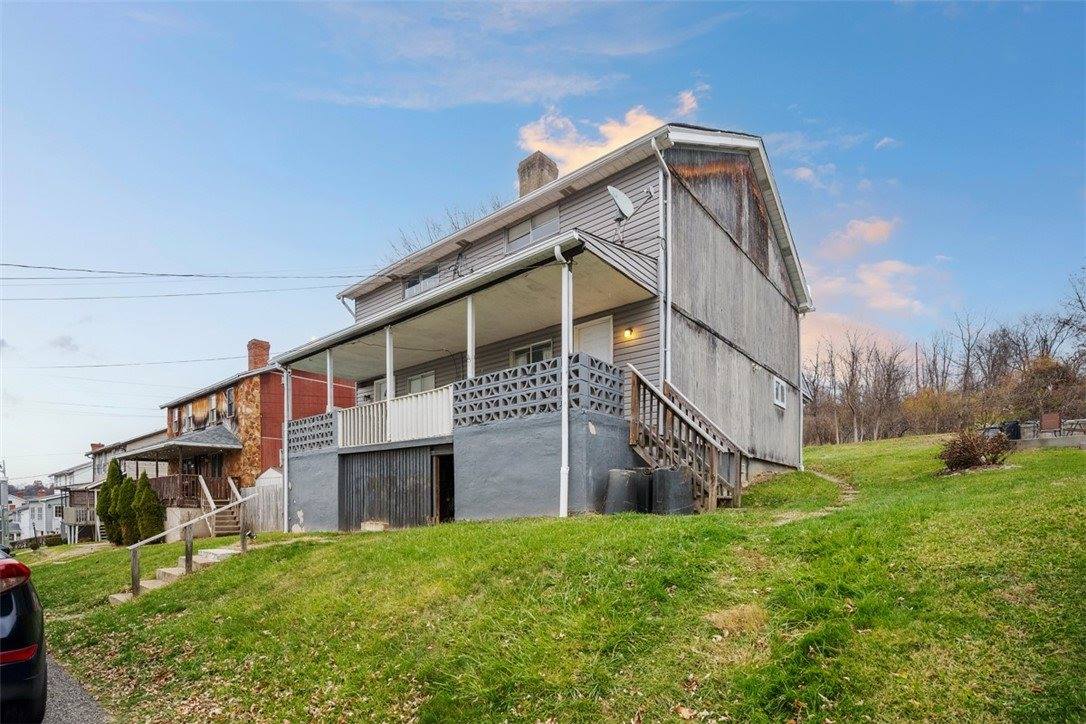 2921 Overhill St, South Park, PA 15129
