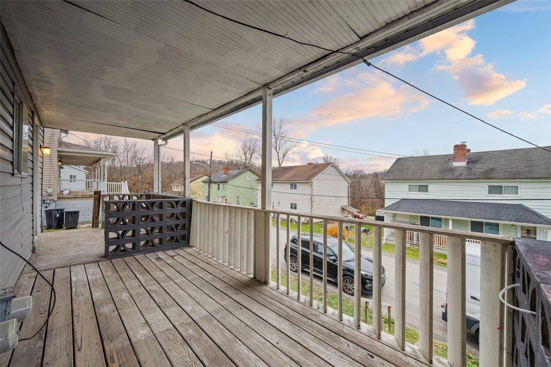 2921 Overhill St, South Park, PA 15129
