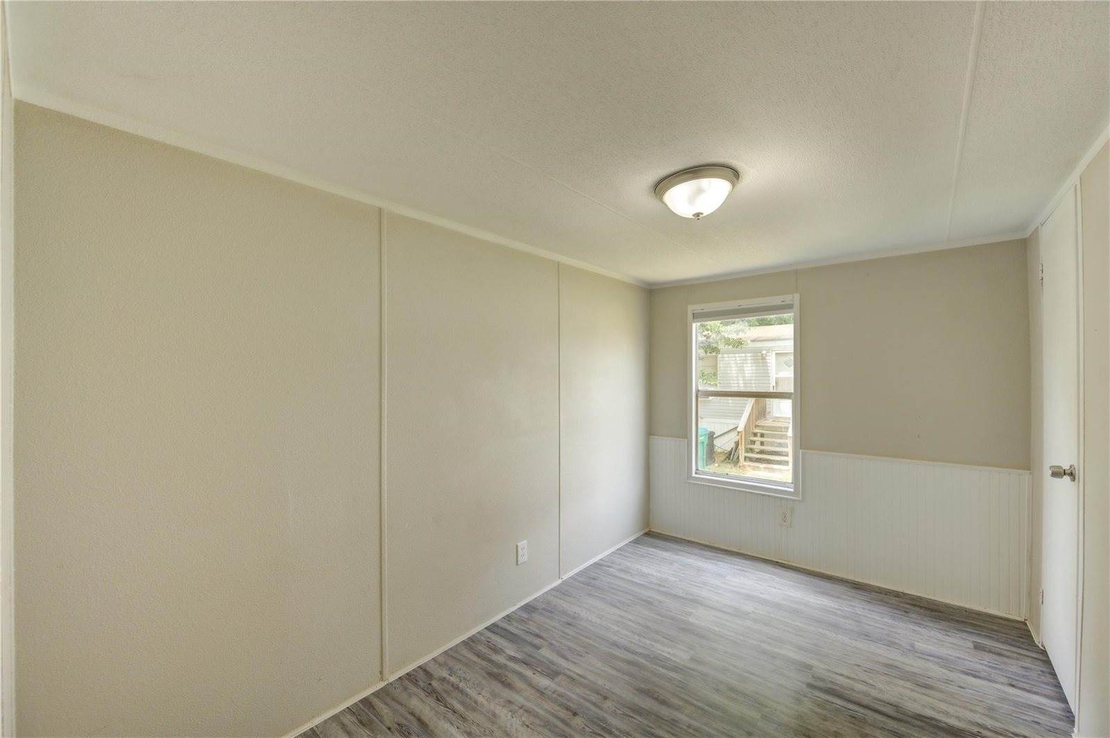 13265 Pecan Tree Drive, Willis, TX 77318