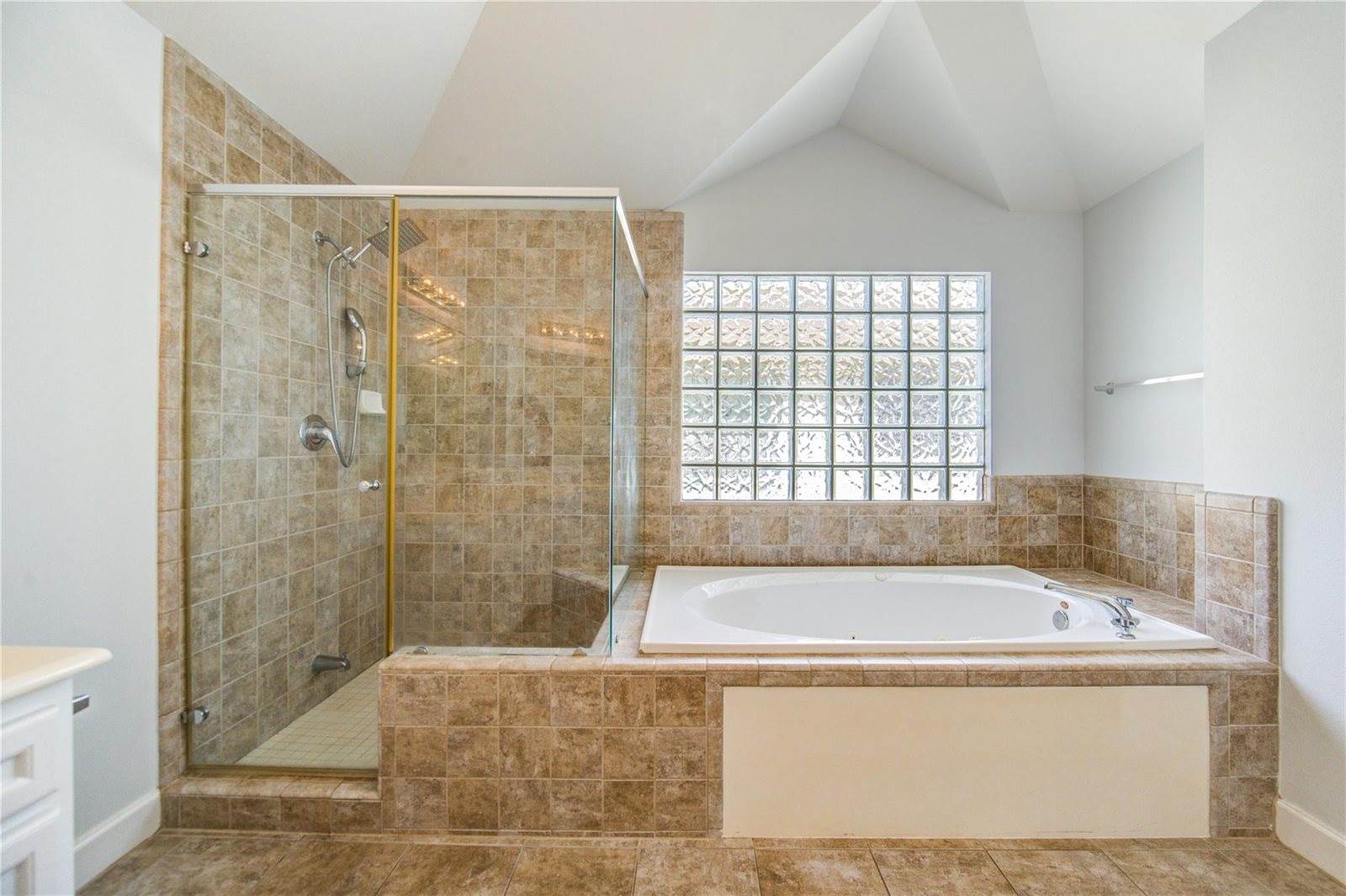 650 Westcross Street, Houston, TX 77018