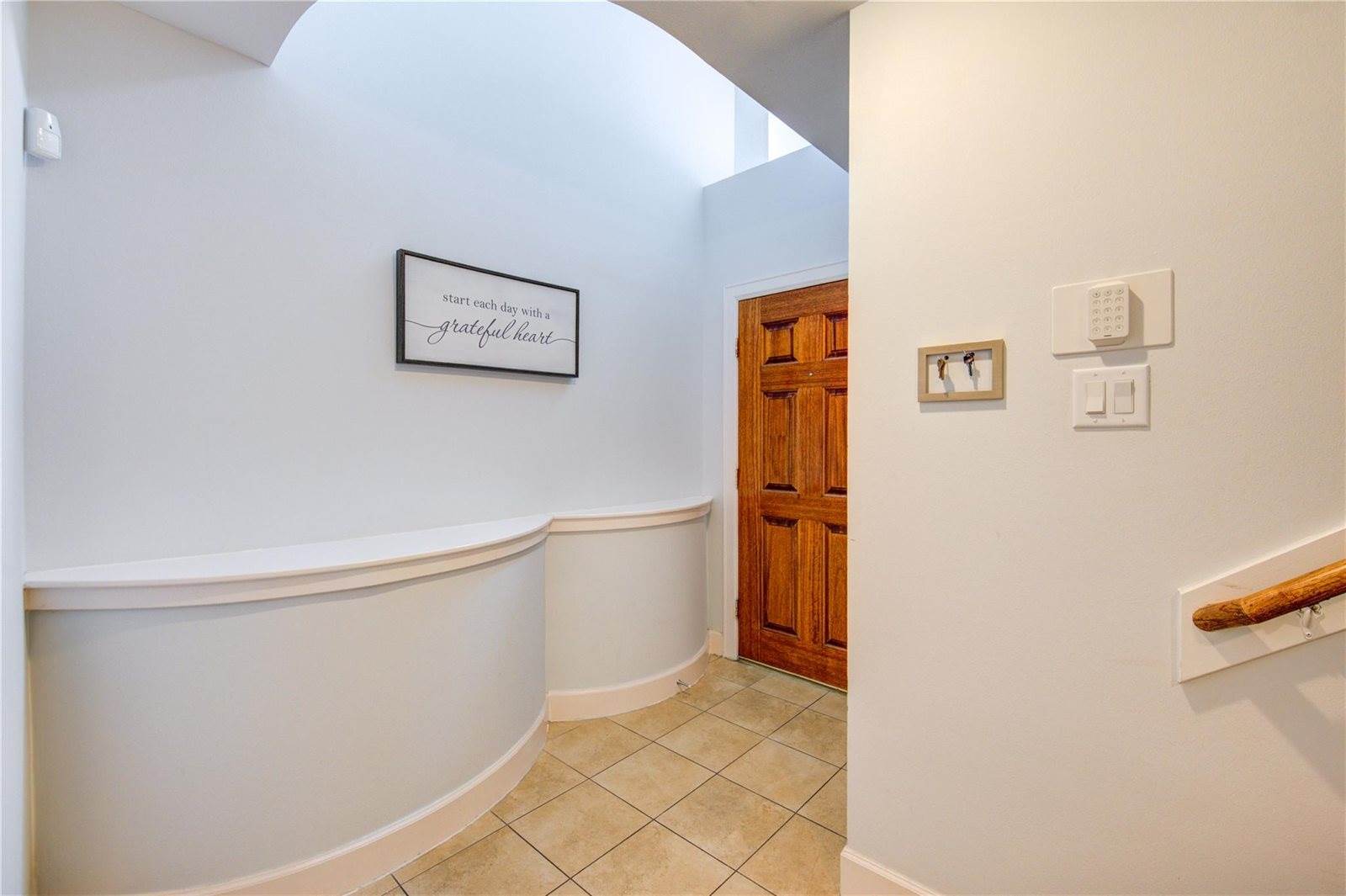 650 Westcross Street, Houston, TX 77018