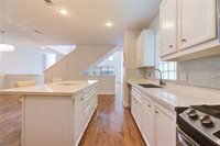 650 Westcross Street, Houston, TX 77018