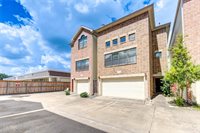 650 Westcross Street, Houston, TX 77018