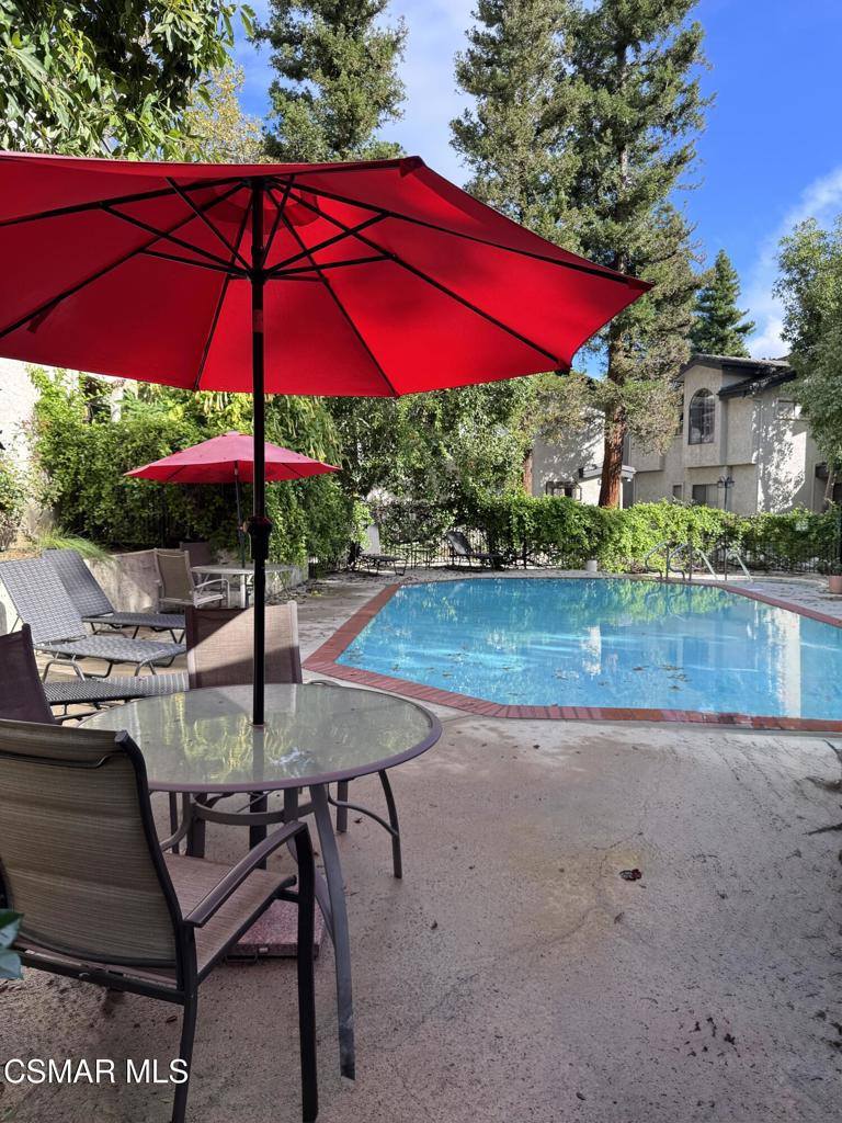 5714 Skyview Way, #E, Agoura Hills, CA 91301