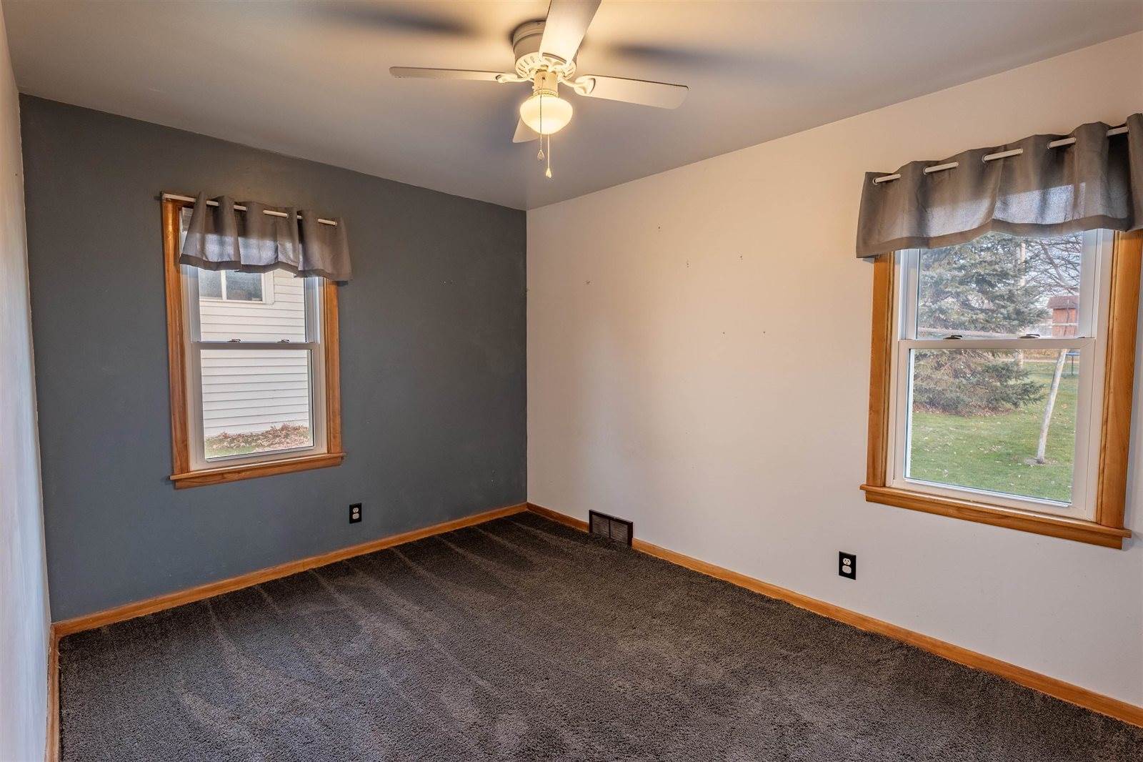 218 N 3rd Avenue, Edgar, WI 54426