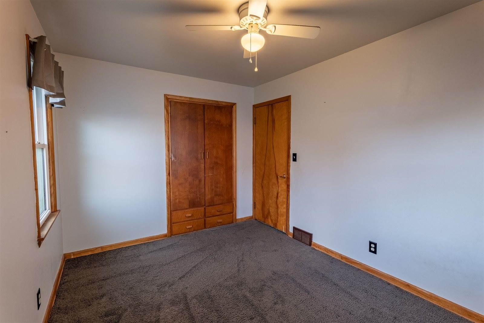 218 N 3rd Avenue, Edgar, WI 54426