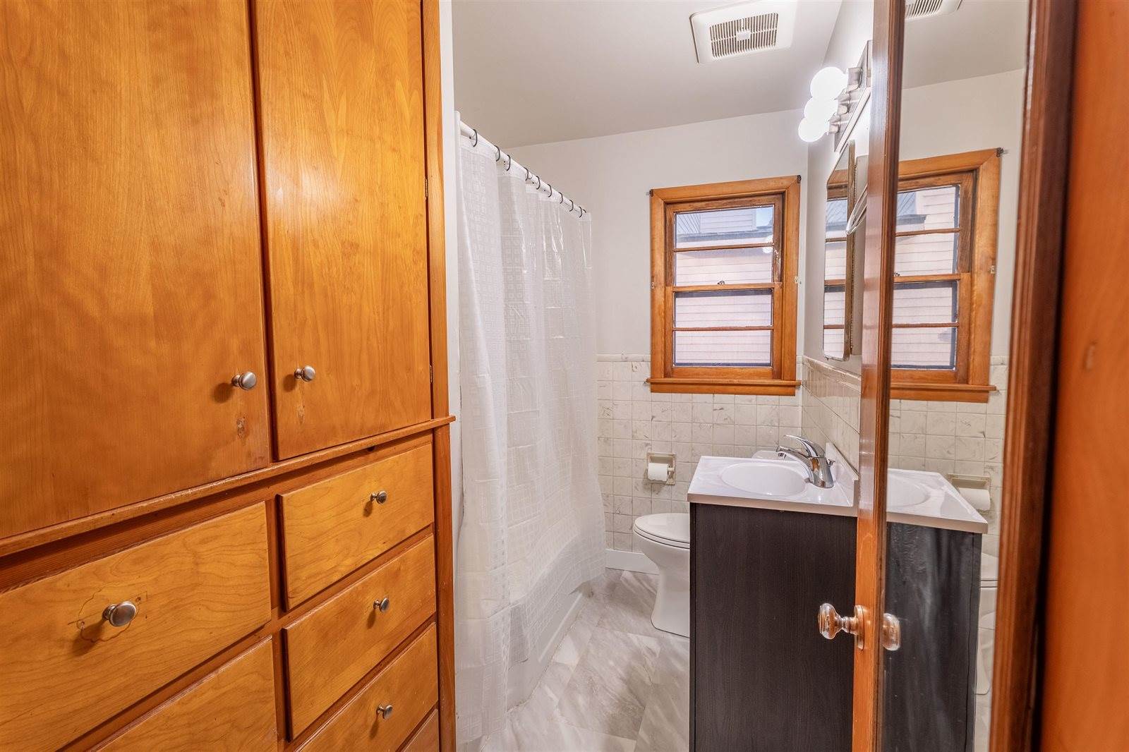 218 N 3rd Avenue, Edgar, WI 54426