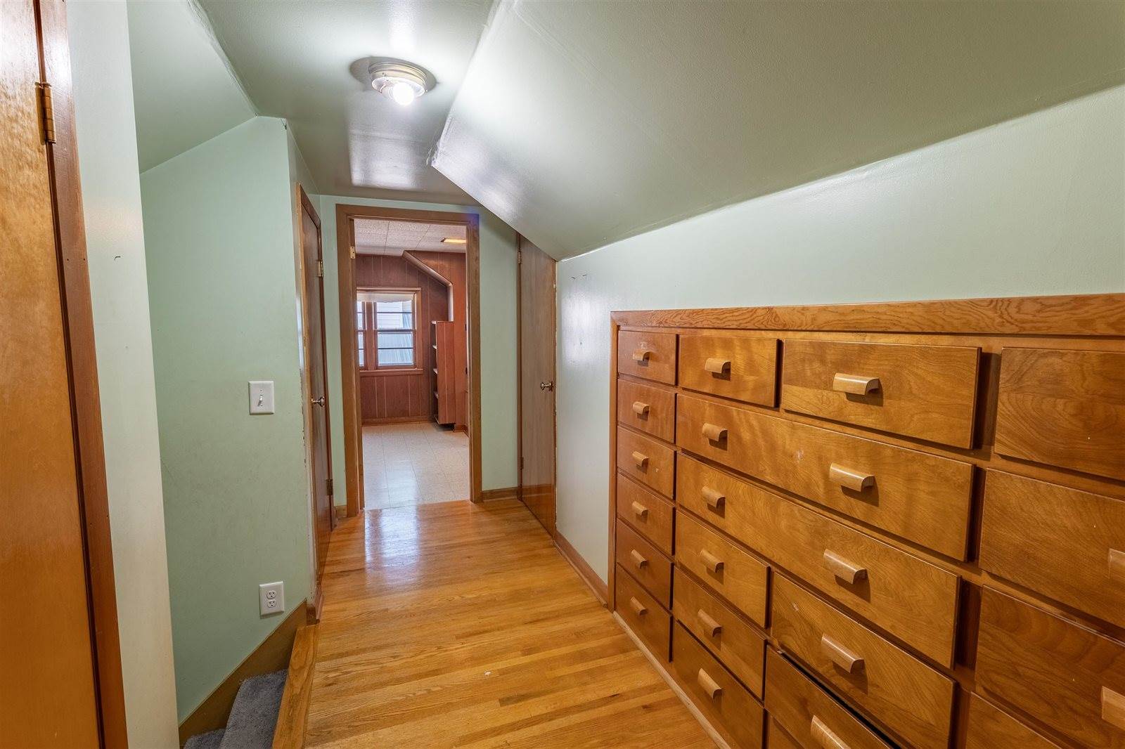 218 N 3rd Avenue, Edgar, WI 54426