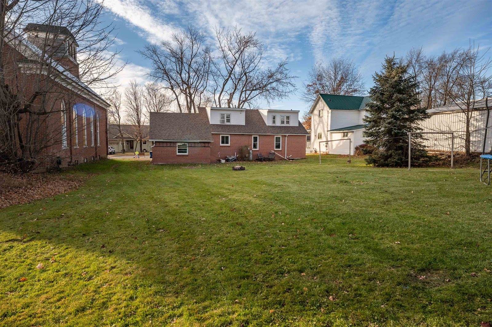 218 N 3rd Avenue, Edgar, WI 54426