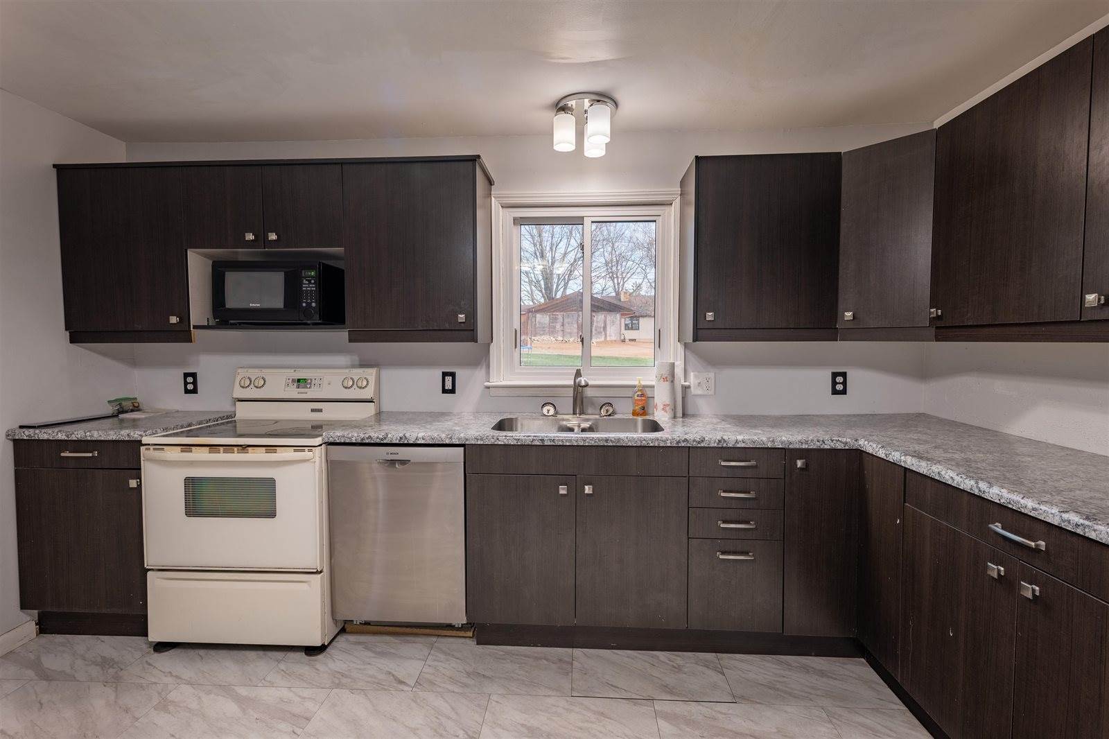 218 N 3rd Avenue, Edgar, WI 54426