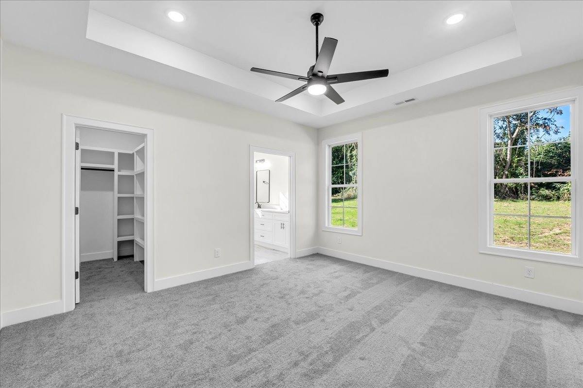 458 Sherwood Dr, McMinnville, TN 37110