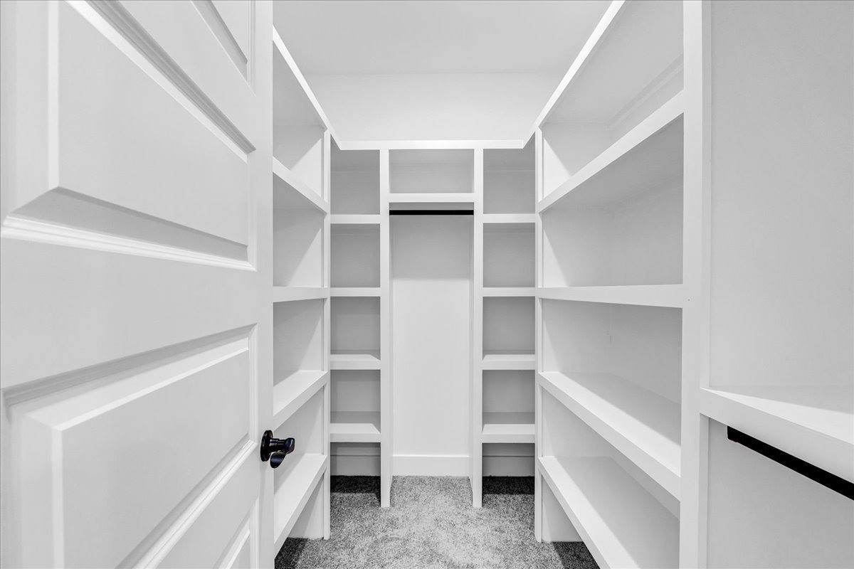 458 Sherwood Dr, McMinnville, TN 37110