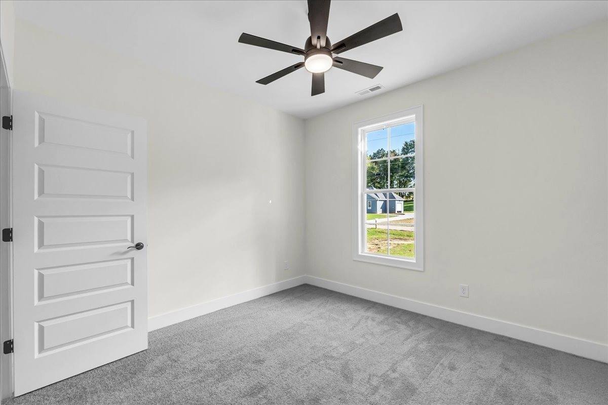 458 Sherwood Dr, McMinnville, TN 37110