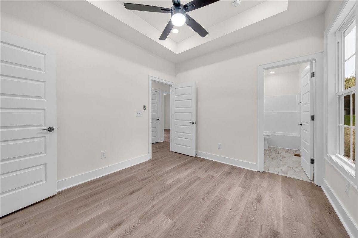 471 Sherwood Dr, McMinnville, TN 37110