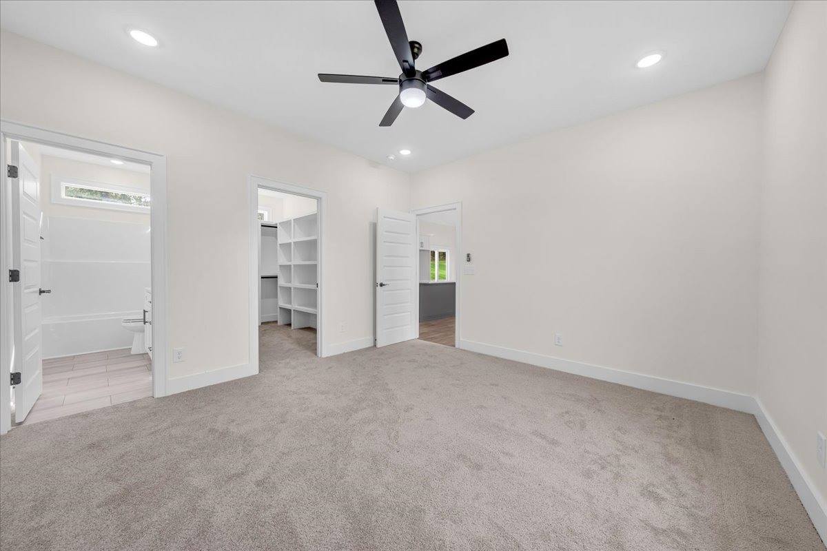 441 Sherwood Dr, McMinnville, TN 37110