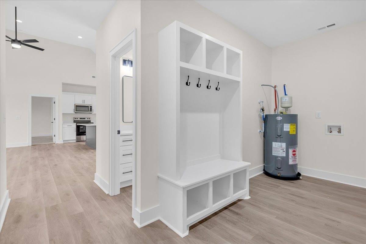 441 Sherwood Dr, McMinnville, TN 37110