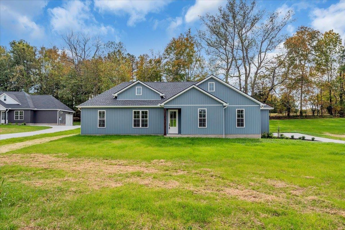 441 Sherwood Dr, McMinnville, TN 37110