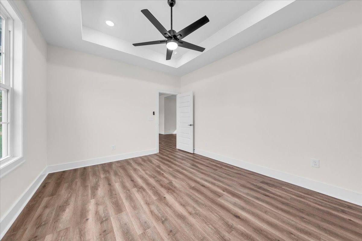 421 Sherwood Dr, McMinnville, TN 37110