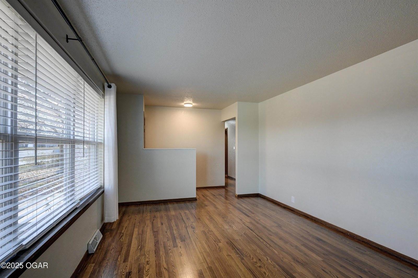 2614 South Michigan Avenue, Joplin, MO 64804