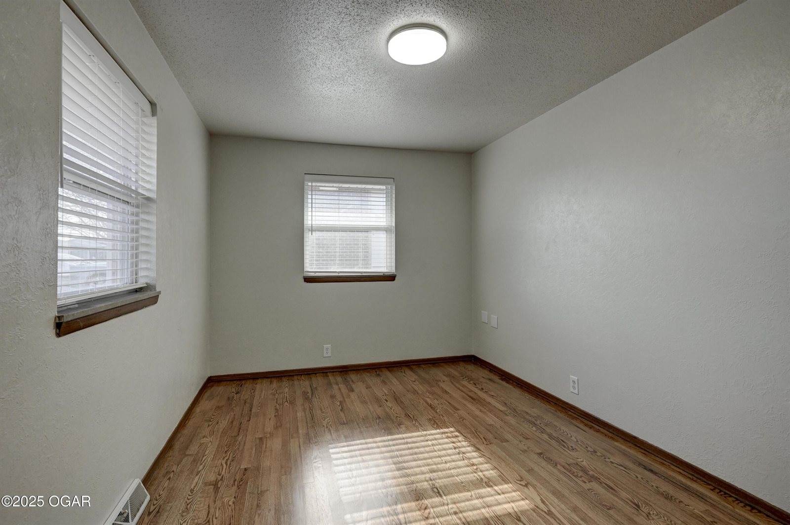 2614 South Michigan Avenue, Joplin, MO 64804