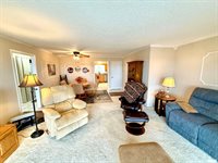 3721 35TH Street, Moline, IL 61265