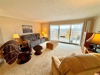 3721 35TH Street, Moline, IL 61265