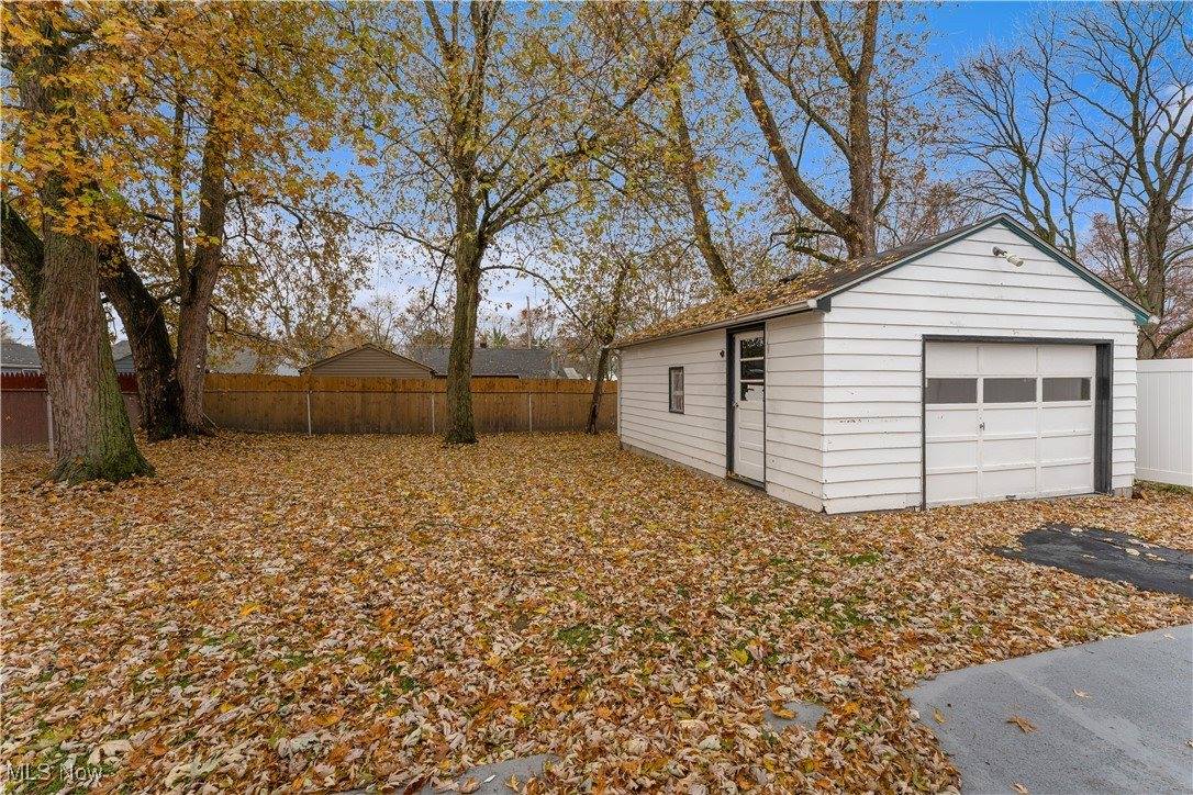 7402 Sierra Madre Trail, Boardman, OH 44512