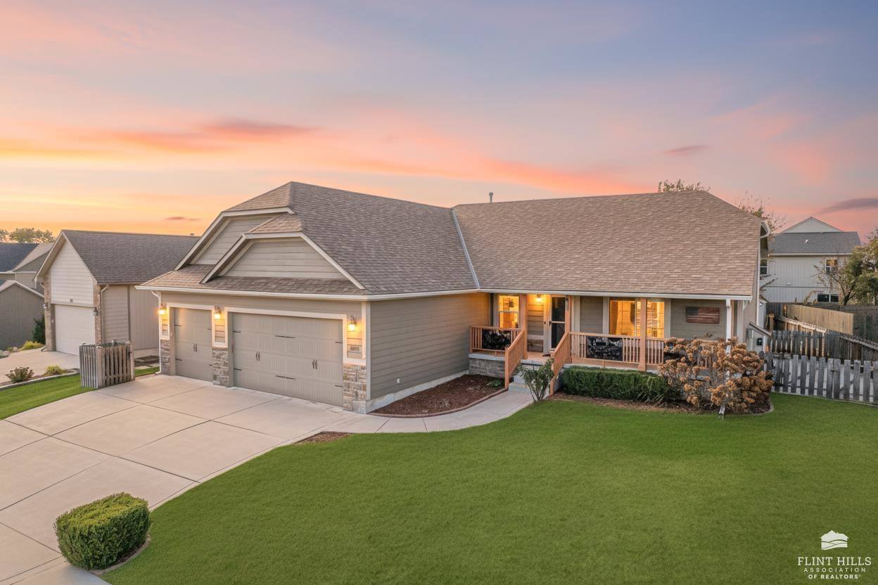 1930 Buckshot Drive, Junction City, KS 66441