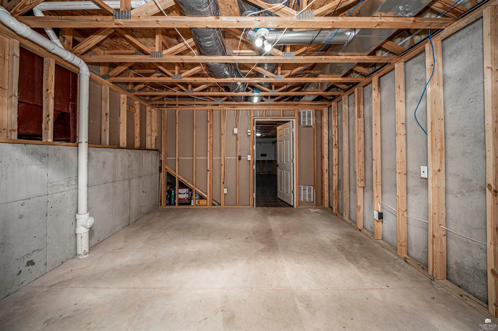 1930 Buckshot Drive, Junction City, KS 66441