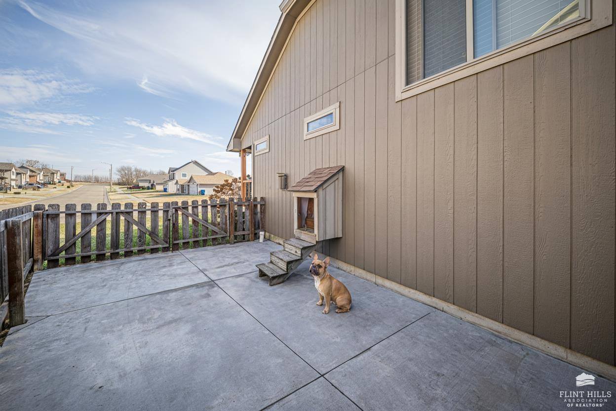 1930 Buckshot Drive, Junction City, KS 66441