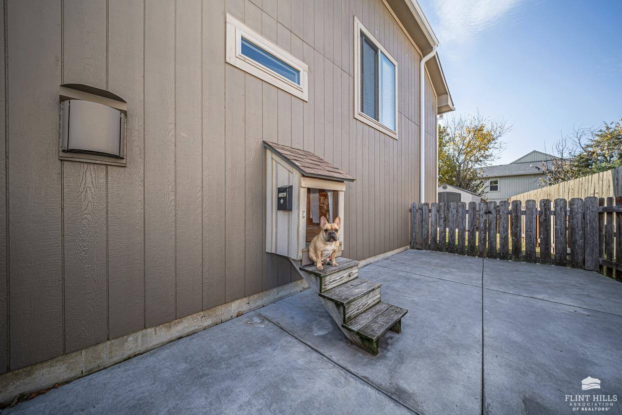 1930 Buckshot Drive, Junction City, KS 66441