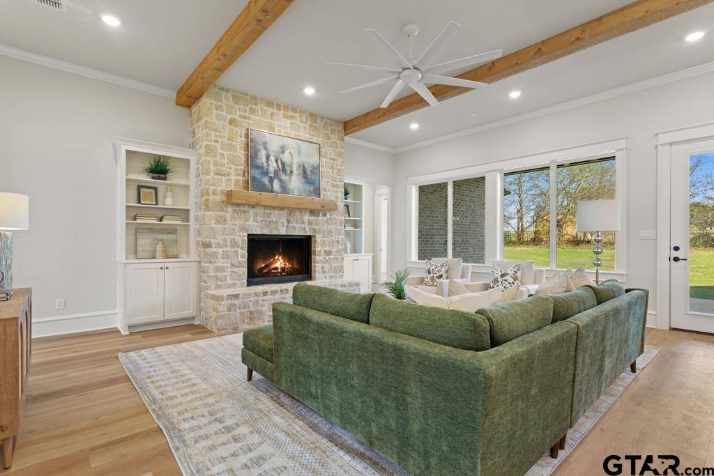 20271 Roebuck Drive, Bullard, TX 75757