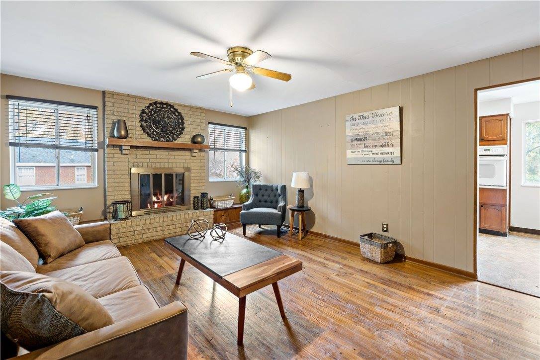 7716 Wick Dr, Ross Township, PA 15237