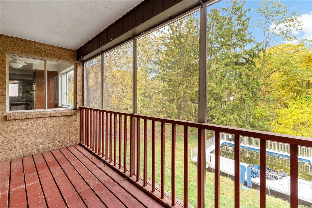 7716 Wick Dr, Ross Township, PA 15237