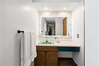 7716 Wick Dr, Ross Township, PA 15237