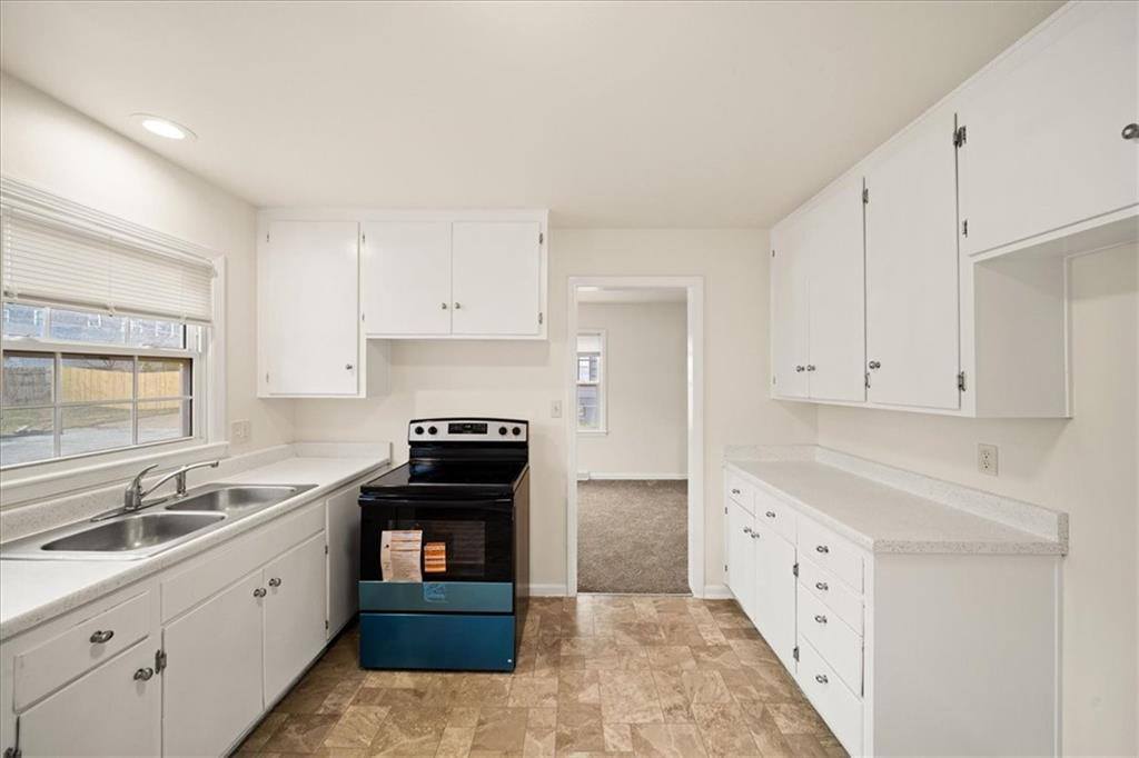 6625 Floyd Street, Overland Park, KS 66202