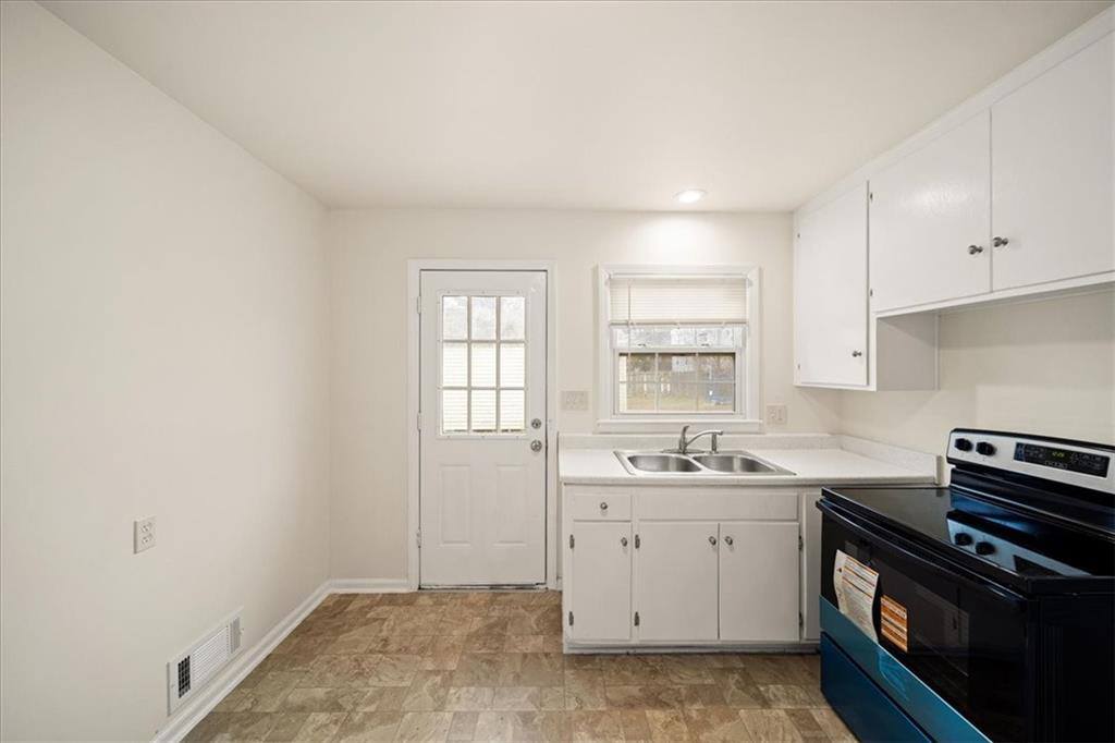 6625 Floyd Street, Overland Park, KS 66202