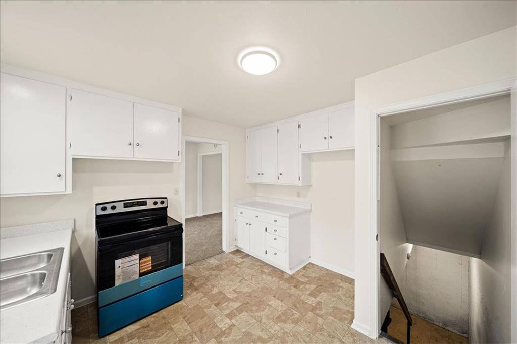 6625 Floyd Street, Overland Park, KS 66202